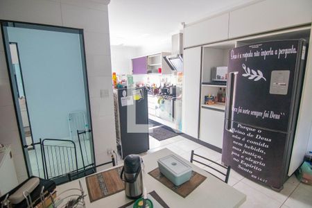 Casa à venda com 683m², 4 quartos e 3 vagasCopa