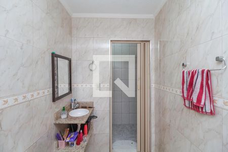 Casa à venda com 119m², 2 quartos e 2 vagasBanheiro 1