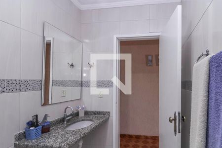 Casa à venda com 119m², 2 quartos e 2 vagasBanheiro 2