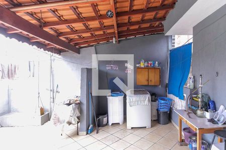 Casa à venda com 119m², 2 quartos e 2 vagasÁrea de Serviço