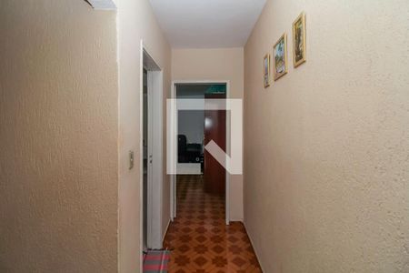 Corredor de casa à venda com 2 quartos, 119m² em Vila Lar Nacional, São Paulo