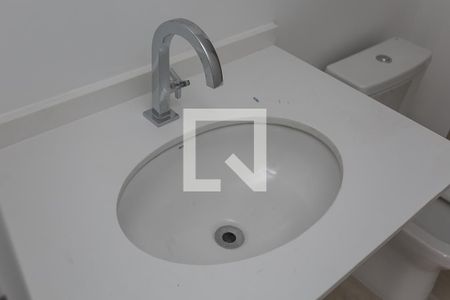 Apartamento para alugar com 67m², 2 quartos e 2 vagas Apartamento para alugar com 67m², 2 quartos e 2 vagasBanheiro