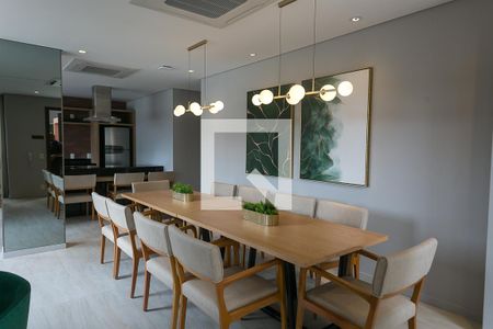 Apartamento para alugar com 67m², 2 quartos e 2 vagas Apartamento para alugar com 67m², 2 quartos e 2 vagasÁrea comum - Salão de festas