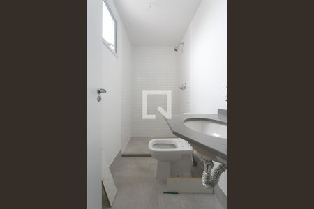 Apartamento para alugar com 67m², 2 quartos e 2 vagas Apartamento para alugar com 67m², 2 quartos e 2 vagasBanheiro da Suíte 1