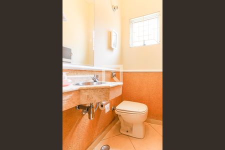Lavabo de casa para alugar com 3 quartos, 190m² em Vila Campesina, Osasco