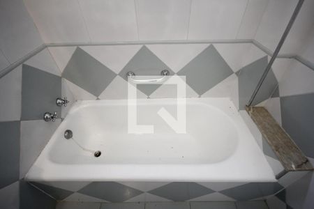 Apartamento para alugar com 97m², 2 quartos e 1 vagaSuíte