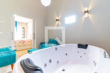 Casa para alugar com 200m², 3 quartos e 4 vagasBanheiro da Suíte