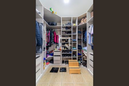 Casa para alugar com 200m², 3 quartos e 4 vagasQuarto 3 - Suíte - Closet