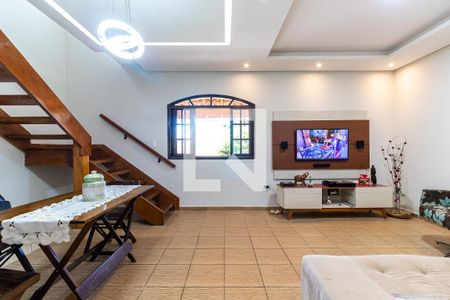 Sala de casa para alugar com 3 quartos, 200m² em Interlagos, São Paulo