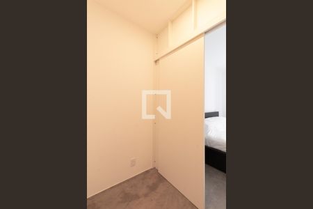 Apartamento à venda com 72m², 1 quarto e 1 vagaSuíte - closet