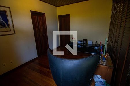 Casa à venda com 250m², 4 quartos e 2 vagasMesanino