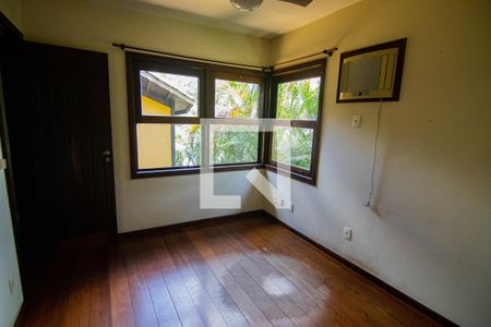 Casa à venda com 250m², 4 quartos e 2 vagasQuarto superior 1