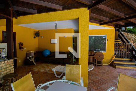 Casa à venda com 250m², 4 quartos e 2 vagasÁrea comum