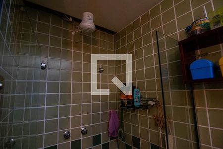 Casa à venda com 250m², 4 quartos e 2 vagasBanheiro da Suíte 2