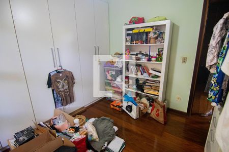 Casa à venda com 250m², 4 quartos e 2 vagasQuarto 2