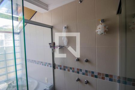 Casa à venda com 250m², 4 quartos e 2 vagasBanheiro da Suíte 3