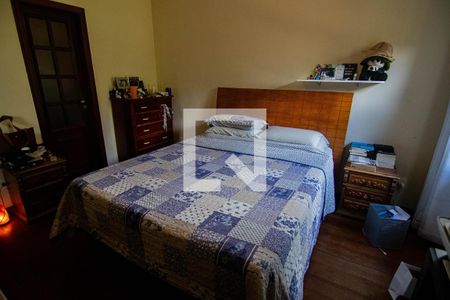 Casa à venda com 250m², 4 quartos e 2 vagasQuarto superior 3