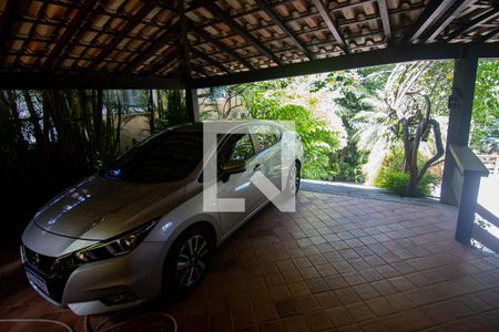 Casa à venda com 250m², 4 quartos e 2 vagasGaragem