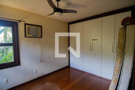 Casa à venda com 250m², 4 quartos e 2 vagasQuarto superior 1