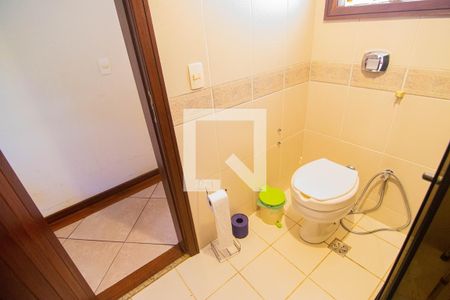 Casa à venda com 250m², 4 quartos e 2 vagasBanheiro terreo