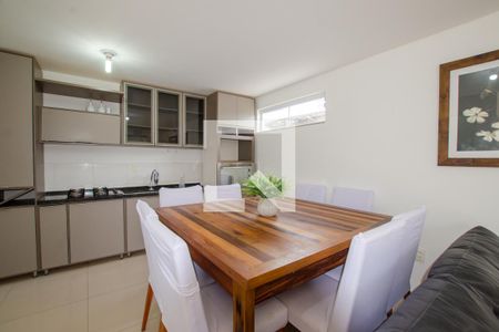 Cozinha de casa para alugar com 3 quartos, 140m² em Campeche, Florianópolis