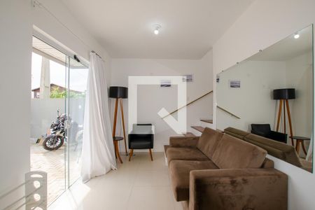 Sala de casa para alugar com 3 quartos, 140m² em Campeche, Florianópolis