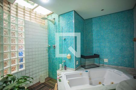 Casa à venda com 235m², 3 quartos e sem vagaBanheiro - banheira