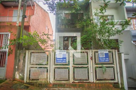 Casa à venda com 235m², 3 quartos e sem vagaFachada