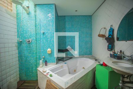 Casa à venda com 235m², 3 quartos e sem vagaBanheiro 