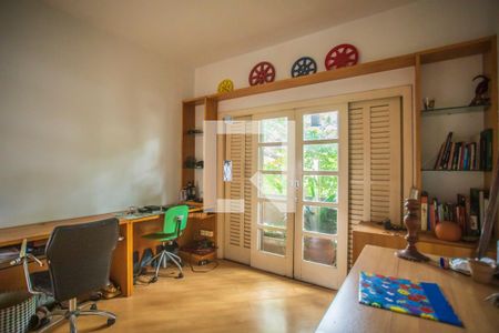 Casa à venda com 235m², 3 quartos e sem vagaQuarto 1