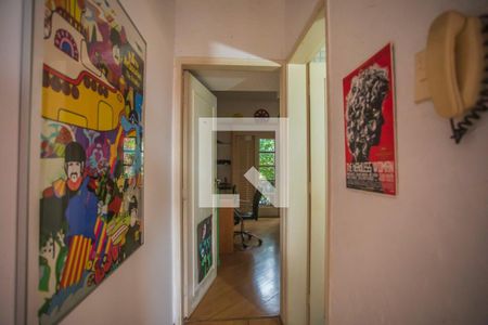 Casa à venda com 235m², 3 quartos e sem vagaCorredor - Quartos