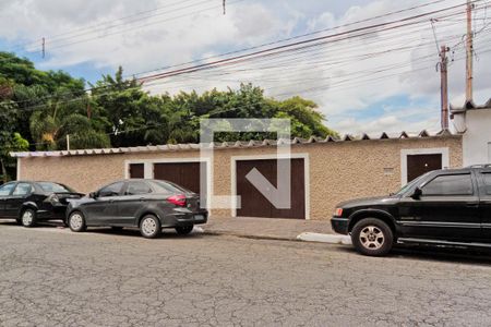 Casa para alugar com 120m², 3 quartos e 1 vagaFachada