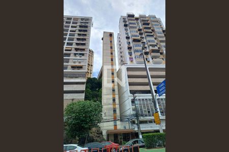 Apartamento para alugar com 71m², 2 quartos e 1 vagaFachada