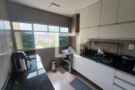 Apartamento para alugar com 71m², 2 quartos e 1 vagaCozinha