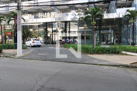 Studio à venda com 51m², 1 quarto e 1 vagaFachada e portaria 