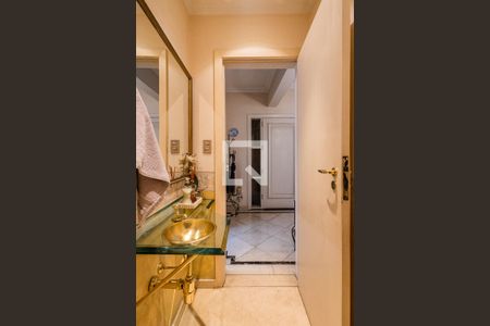 Apartamento à venda com 259m², 3 quartos e 2 vagasLavabo