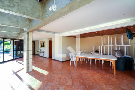 Apartamento à venda com 289m², 3 quartos e 4 vagasÁrea comum - Salão de festas
