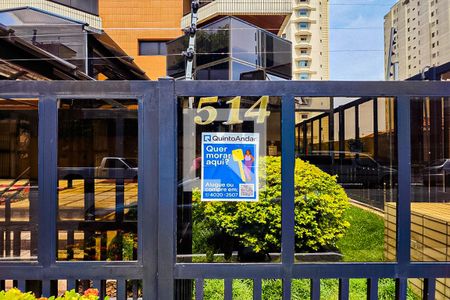 Apartamento à venda com 289m², 3 quartos e 4 vagasFachada com Plaquinha