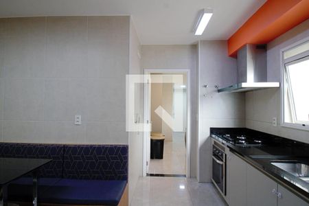 Apartamento à venda com 171m², 3 quartos e 3 vagas Apartamento à venda com 171m², 3 quartos e 3 vagasCozinha