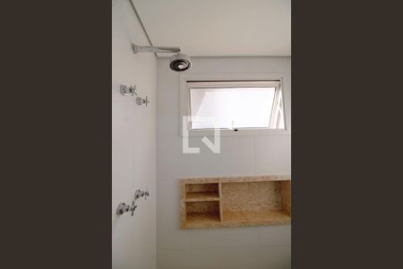 Apartamento à venda com 171m², 3 quartos e 3 vagas Apartamento à venda com 171m², 3 quartos e 3 vagasBanheiro da Suíte Master