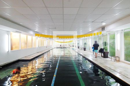 Apartamento à venda com 171m², 3 quartos e 3 vagas Apartamento à venda com 171m², 3 quartos e 3 vagasPiscina Coberta