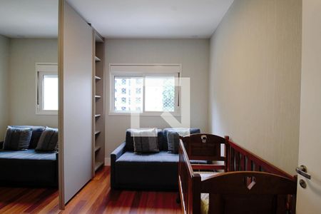 Apartamento à venda com 171m², 3 quartos e 3 vagas Apartamento à venda com 171m², 3 quartos e 3 vagasSuíte 2