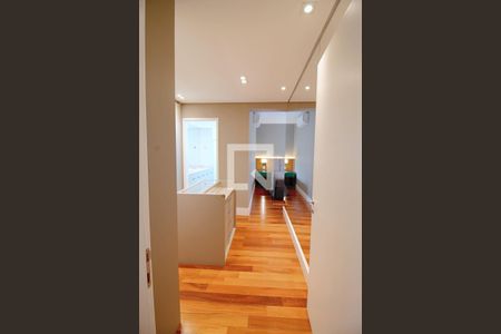 Apartamento à venda com 171m², 3 quartos e 3 vagas Apartamento à venda com 171m², 3 quartos e 3 vagasSuíte Master Closet