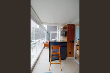 Varanda gourmet de apartamento à venda com 3 quartos, 171m² em Vila Suzana, São Paulo