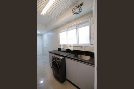 Apartamento à venda com 171m², 3 quartos e 3 vagas Apartamento à venda com 171m², 3 quartos e 3 vagasÁrea de Serviço