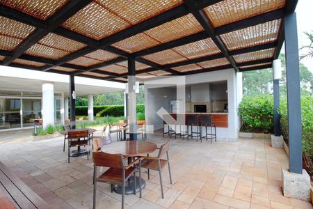 Apartamento à venda com 171m², 3 quartos e 3 vagas Apartamento à venda com 171m², 3 quartos e 3 vagasÁrea comum - Churrasqueira