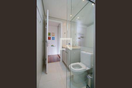 Apartamento à venda com 171m², 3 quartos e 3 vagas Apartamento à venda com 171m², 3 quartos e 3 vagasBanheiro da Suíte 3