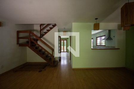 Sala 1 de casa de condomínio para alugar com 3 quartos, 210m² em Vargem Grande, Rio de Janeiro