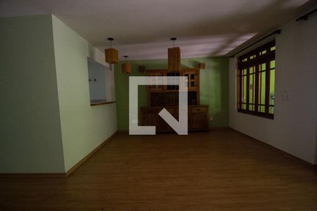 Sala 1 de casa de condomínio para alugar com 3 quartos, 210m² em Vargem Grande, Rio de Janeiro