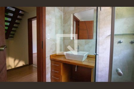 Casa de condomínio para alugar com 210m², 4 quartos e 1 vaga Casa de condomínio para alugar com 210m², 4 quartos e 1 vagaBanheiro dos Quartos